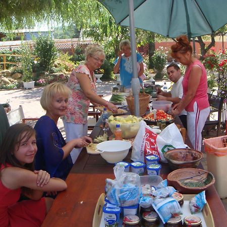 Holiday Vendeghaz Es Szabadidokert Jardanhaza Zewnętrze zdjęcie