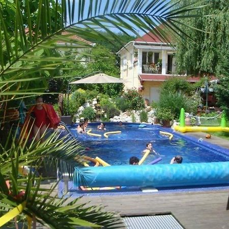 Holiday Vendeghaz Es Szabadidokert Jardanhaza Zewnętrze zdjęcie
