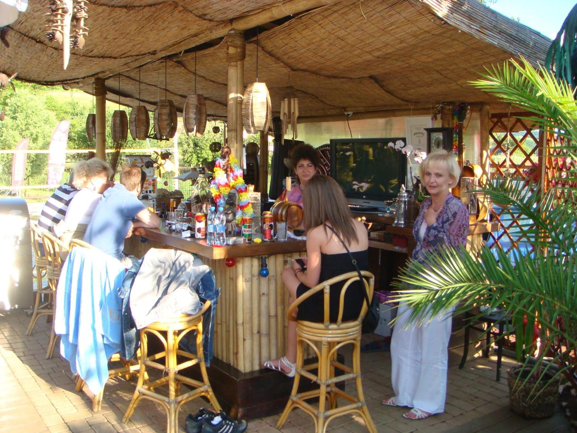 Holiday Vendeghaz Es Szabadidokert Jardanhaza Zewnętrze zdjęcie