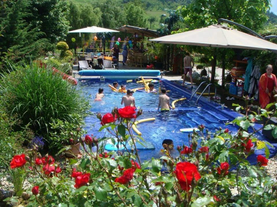 Holiday Vendeghaz Es Szabadidokert Jardanhaza Zewnętrze zdjęcie