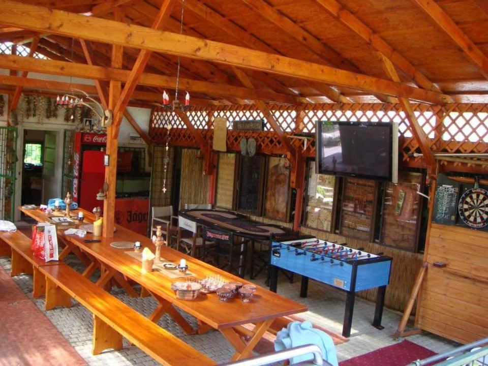 Holiday Vendeghaz Es Szabadidokert Jardanhaza Zewnętrze zdjęcie